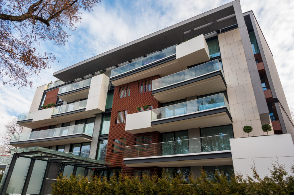 Residential building with clean windows in Carmel Valley