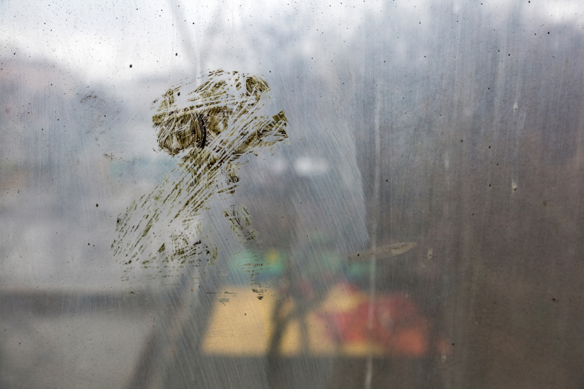 Dirty Windows to showcase that window cleaning is worth it